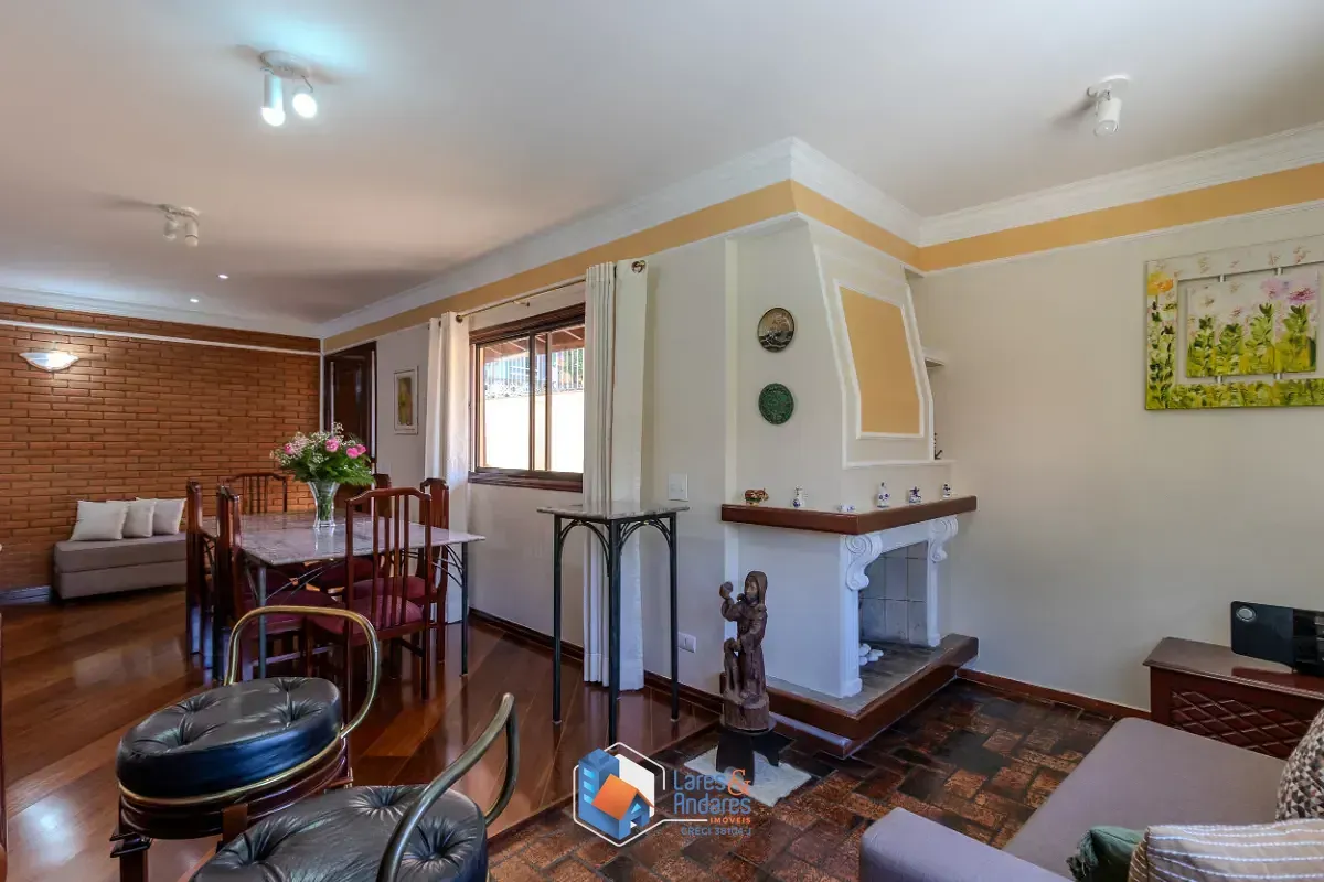 Imagem Casa para venda em Vila Nova Caledônia com 4 quartos, sendo 2 suítes, 346m²
