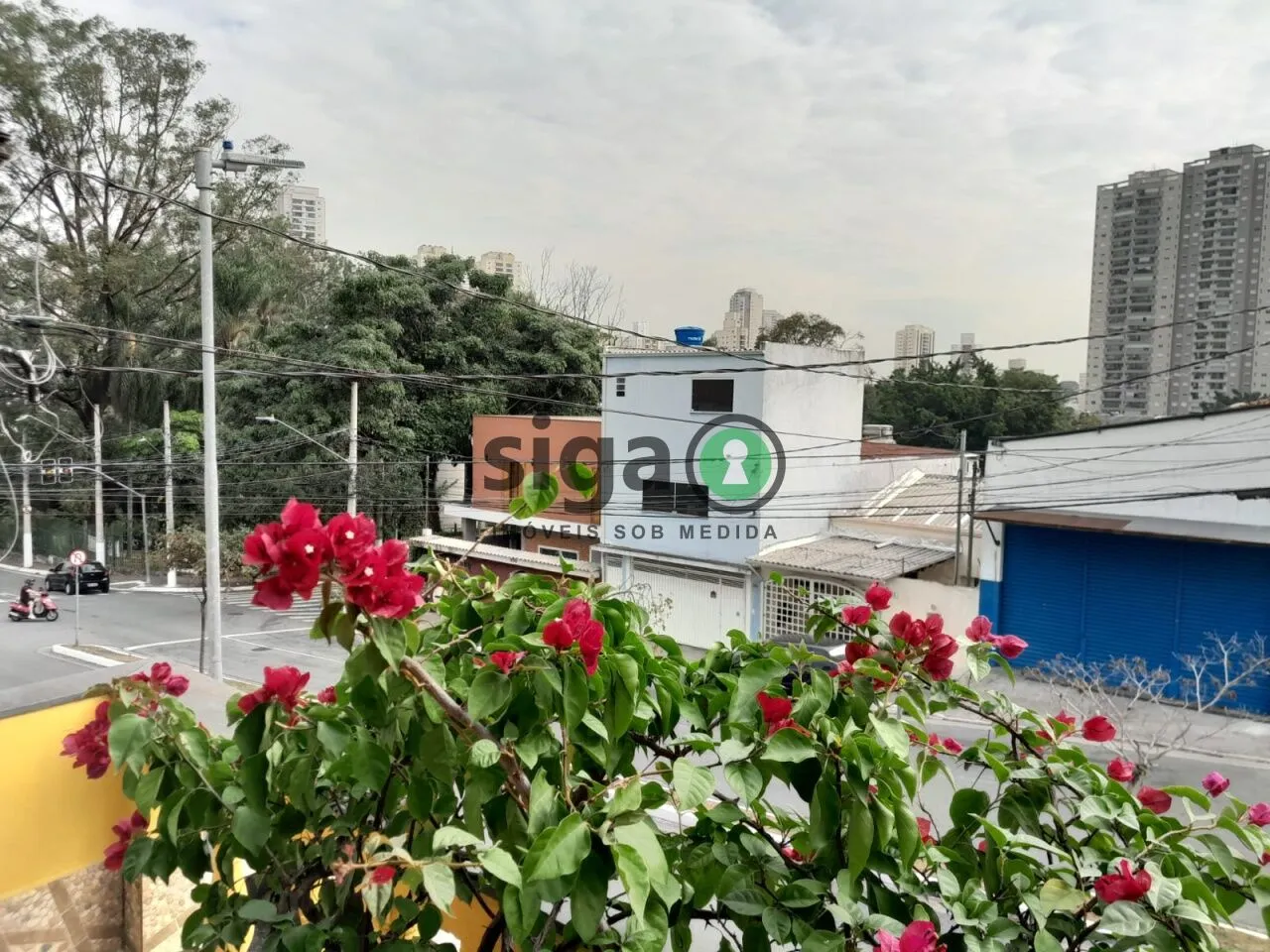 Imagem OPORTUNIDADE NO JABAQUARA! CASA COM ESPAÇO E EXCELENTE POTENCIAL