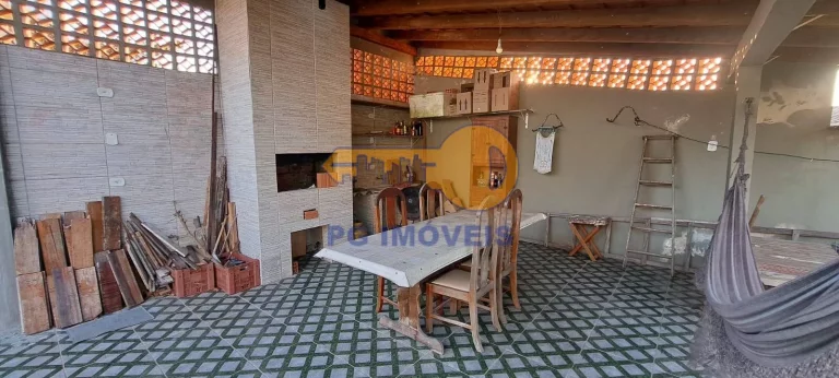 Imagem CASA 3 DORMITÓRIOS EM PRAIA DE LESTE