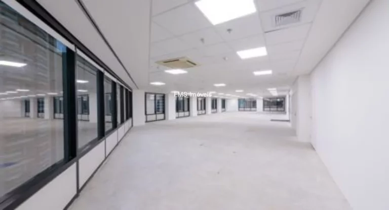 Imagem Conjunto comercial para locação de 717m² no Brooklin