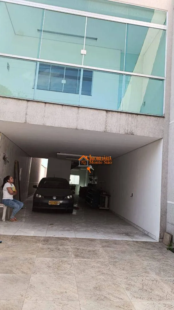Imagem Sobrado com 3 dormitórios à venda, 125 m² por R$ 580.000,00 - Jardim Fátima - Guarulhos/SP