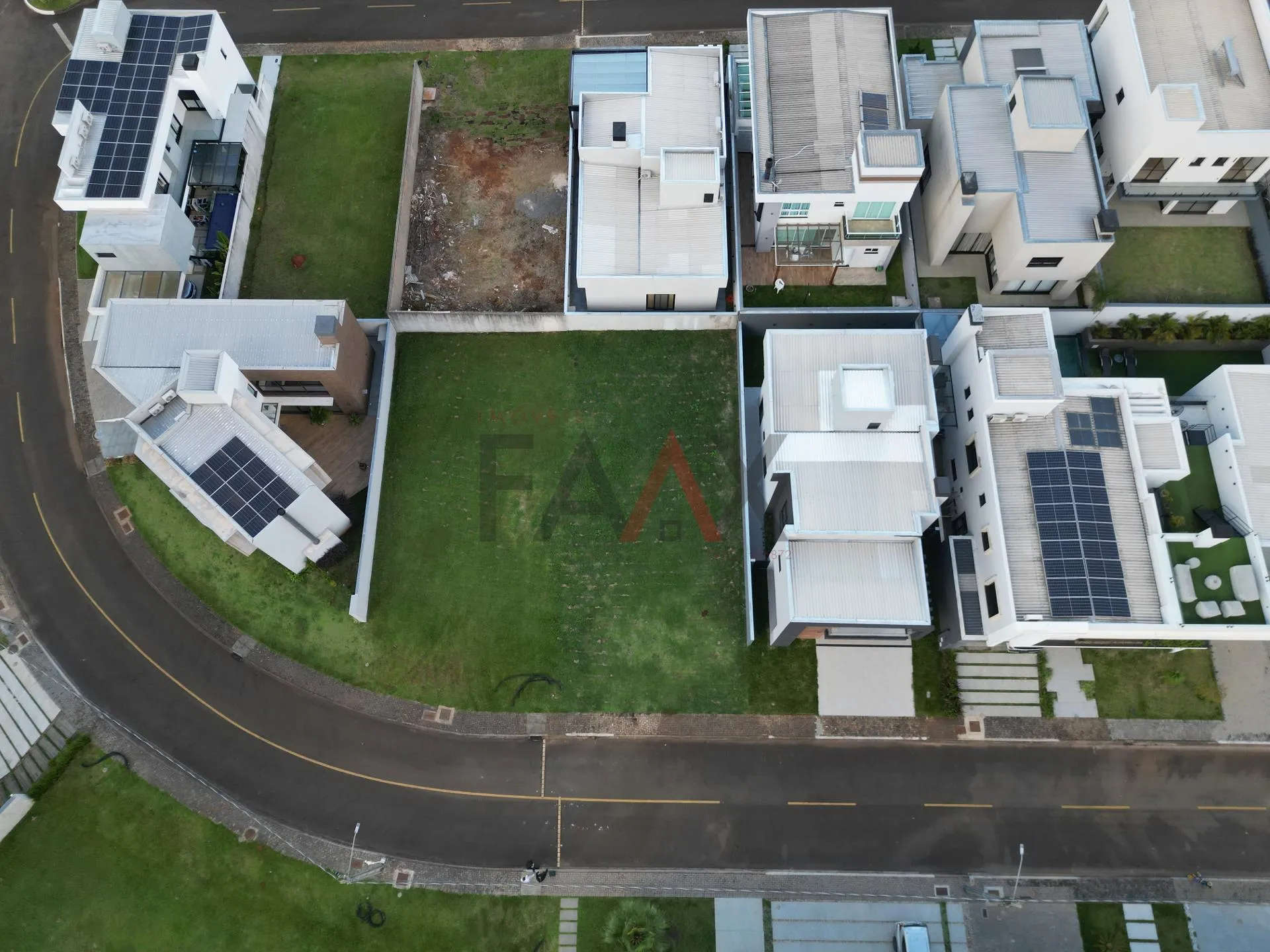 Imagem Terreno à venda no Villaggio Firenze com 300m em Guarapuava PR