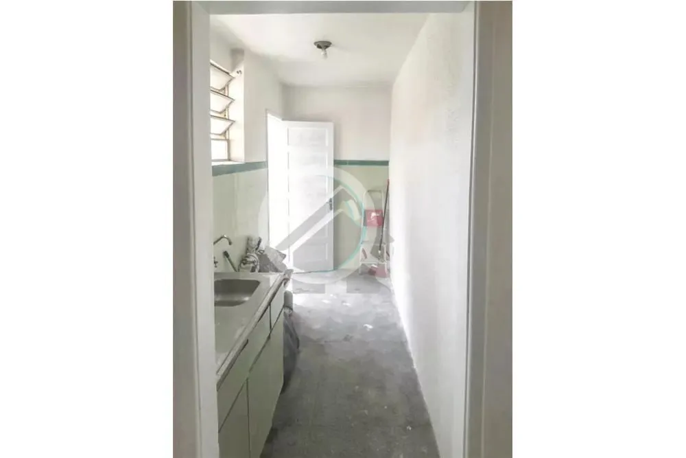 Imagem Apartamento de 2 dormitórios, sala, cozinha, área de serviço, banheiro...de frente com vista defi...