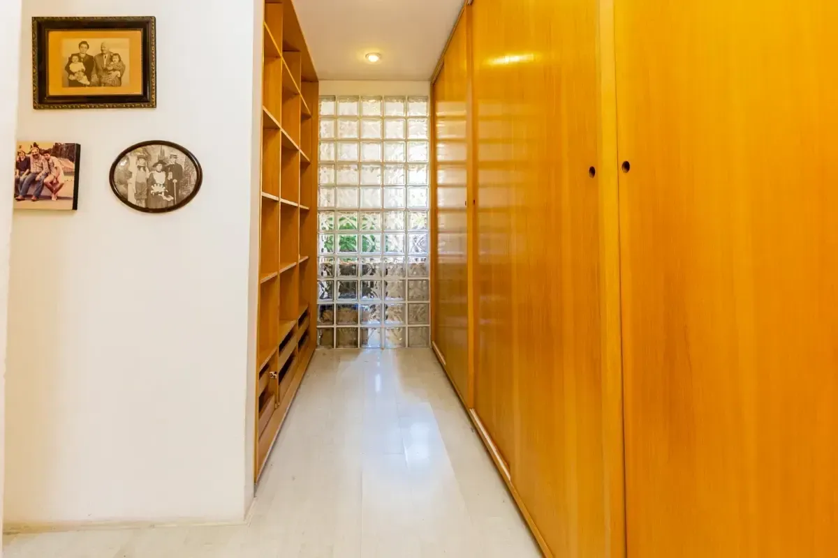 Imagem Casa com 5 Quartos à Venda, 300 m² em Continental - Osasco