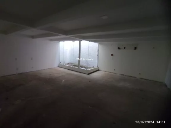 Imagem Loja com 235m² para locação em Pinheiros.