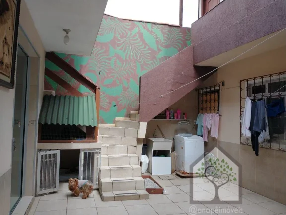 Imagem Casa com excelente localização no Saco dos Limões