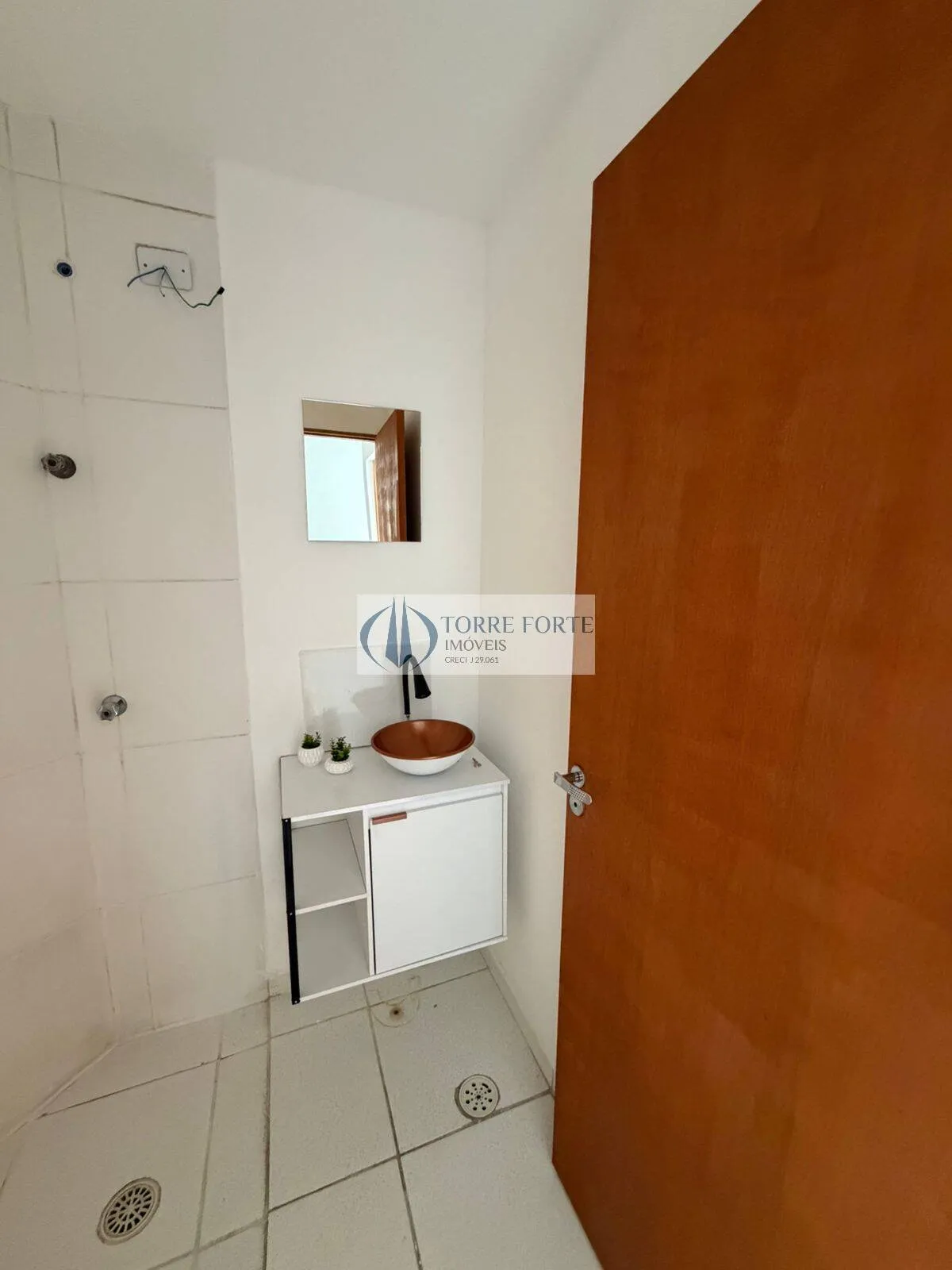 Imagem Apartamento com 2 dormitorios 1 vaga de garagem na Cidade Lider.