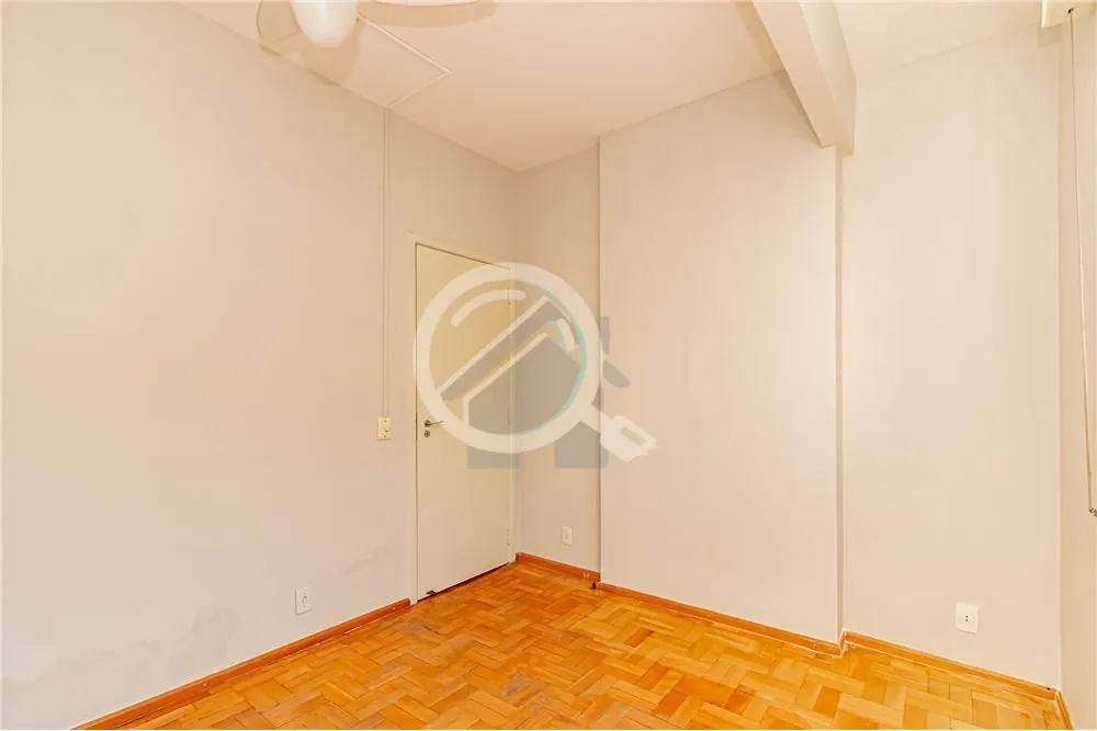 Imagem Apartamento com 109 metros de área privativa, 3 dormitórios, Suíte: Ampla suíte com closet, bene...