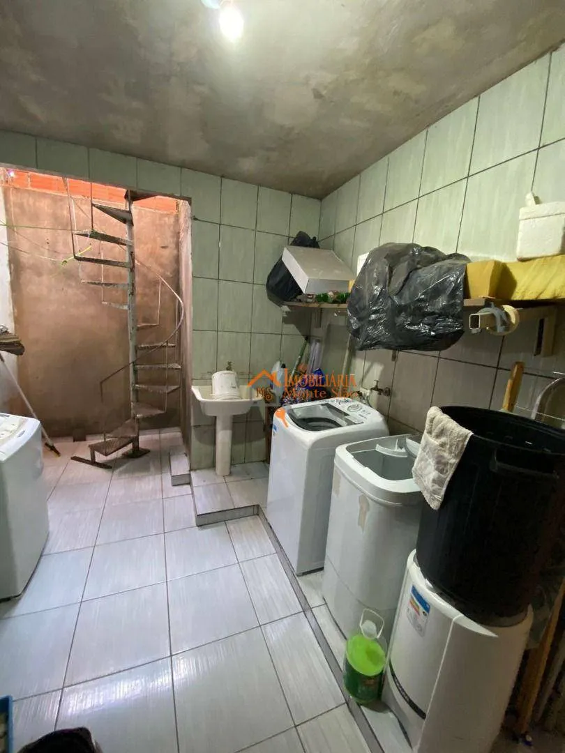 Imagem Sobrado com 7 dormitórios à venda, 250 m² por R$ 373.000,00 - Jardim Presidente Dutra - Guarulhos/SP