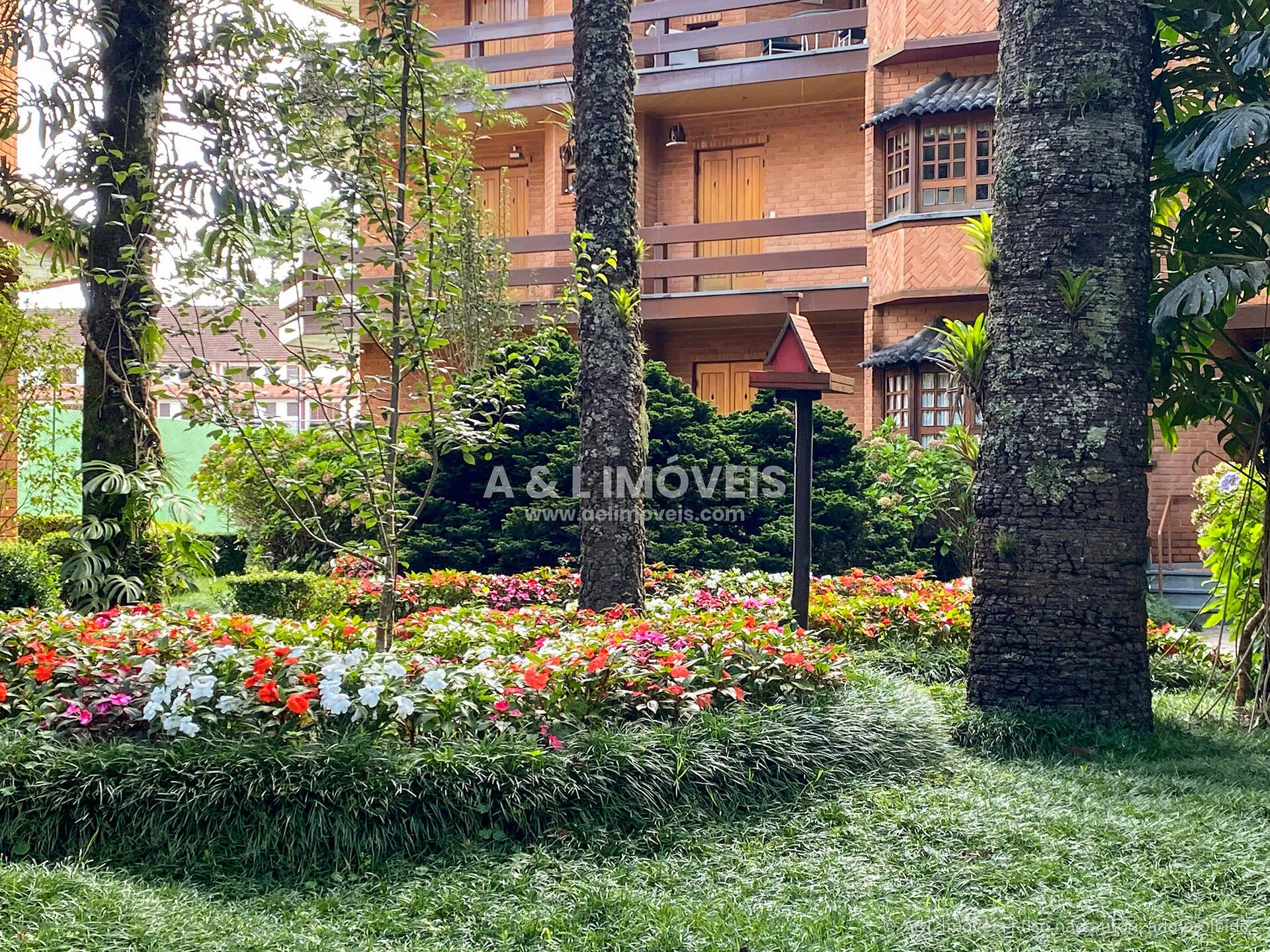 Imagem Apartamento no Capivari | 153,54 m² | Lareira | Campos do Jordão