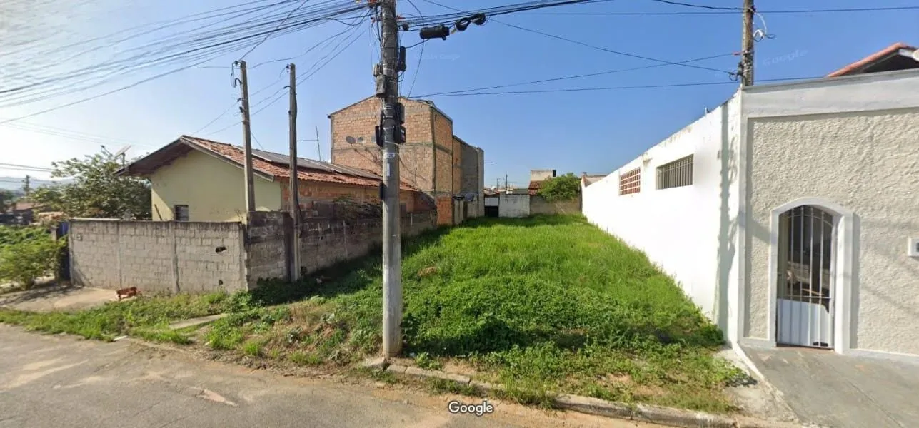 Imagem Terreno Residencial de 250 m² com Possibilidade de Desmembramento em Dois Lotes de 125 m², Topografia Plana e Fácil Acesso