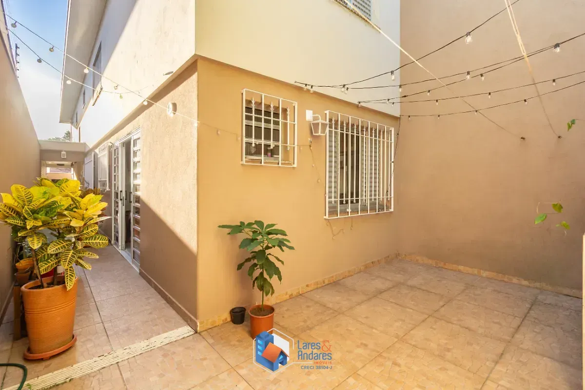 Imagem Sobrado para venda em Vila Madalena com 3 quartos, sendo 1 suíte, 168m²