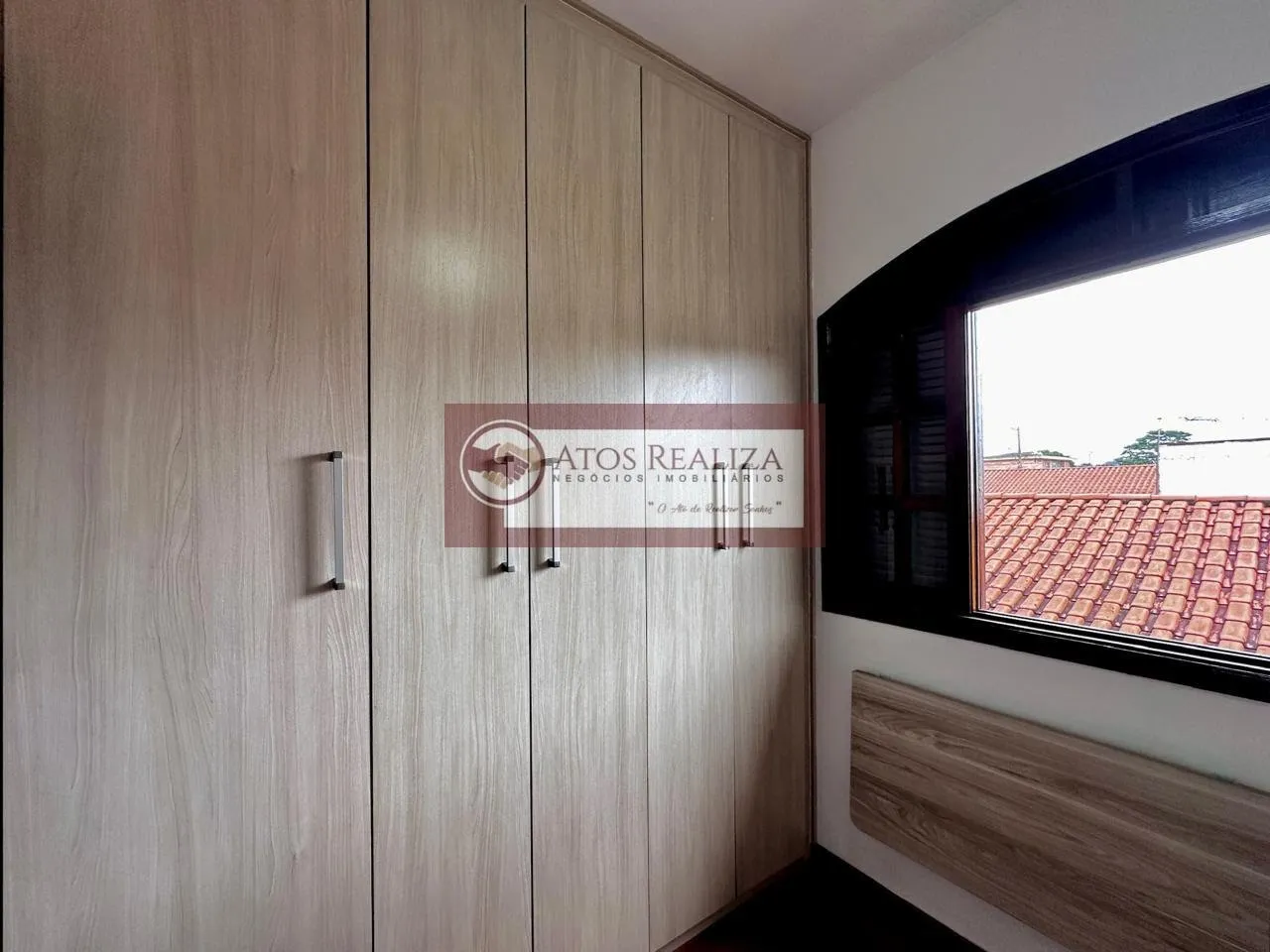 Imagem Sobrado à Venda em Jardim dos Lagos SP, 3 Dorms, 192m²