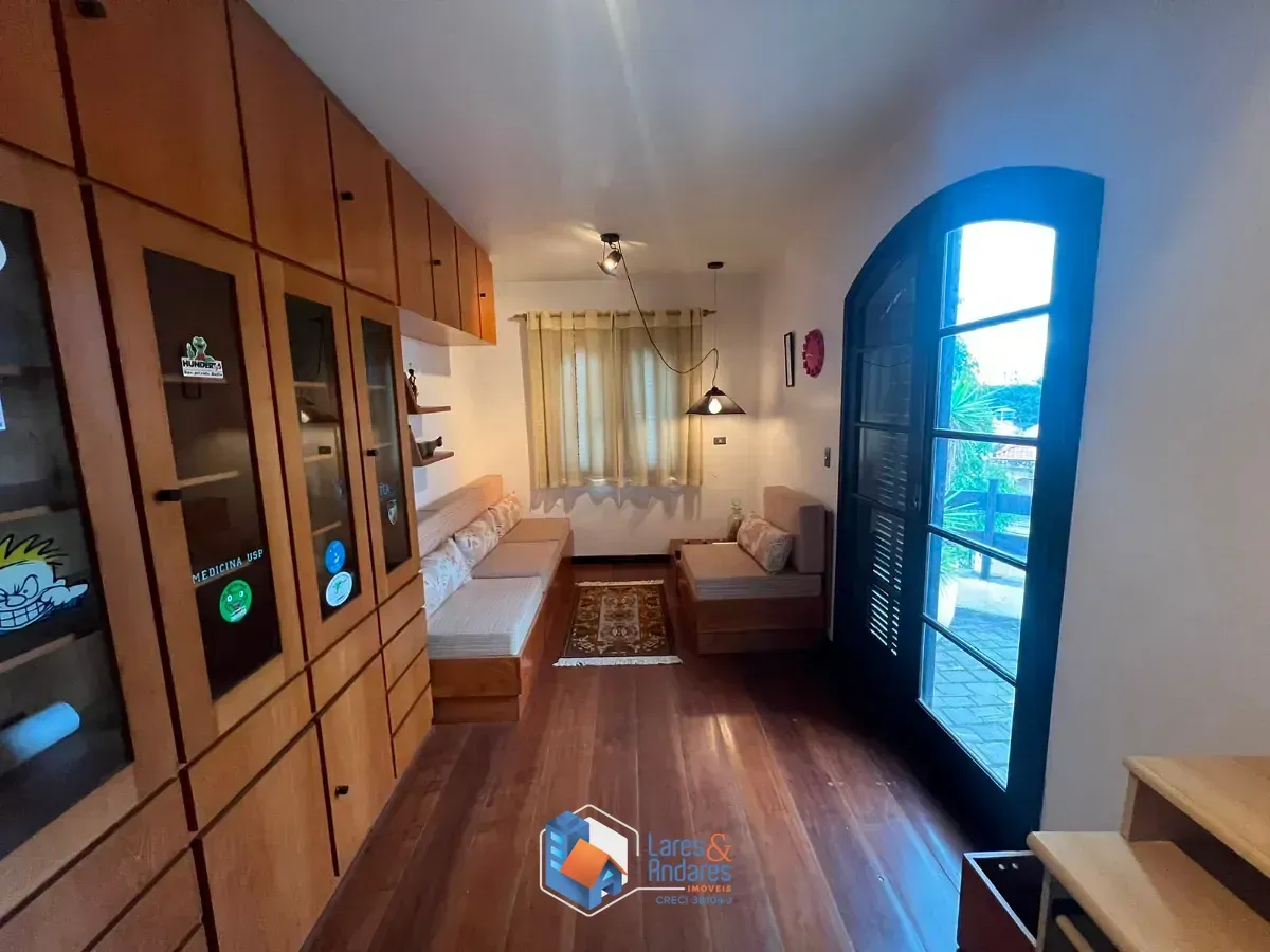 Imagem Casa para venda em Engenheiro Goulart com 3 quartos, 286m²
