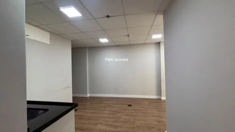 Imagem Sala Comercial para Locação na Consolação, São Paulo-SP: 1 Sala, 1 Banheiro, 1 Vaga de Garagem, 38m² de Área