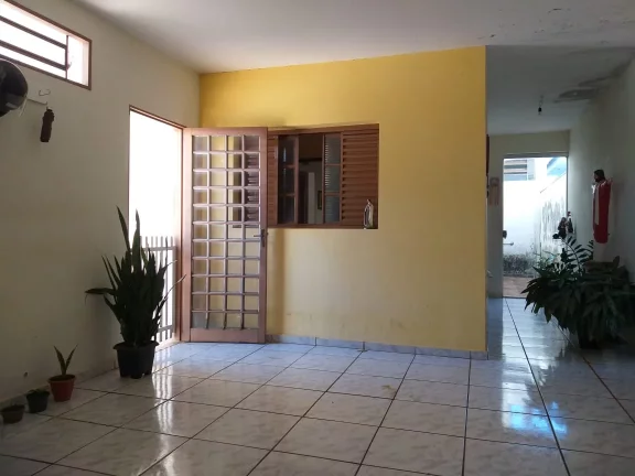 Imagem Casa tipo para venda em Jardim Lima com 3 quartos, sendo 1 suíte, 250m2