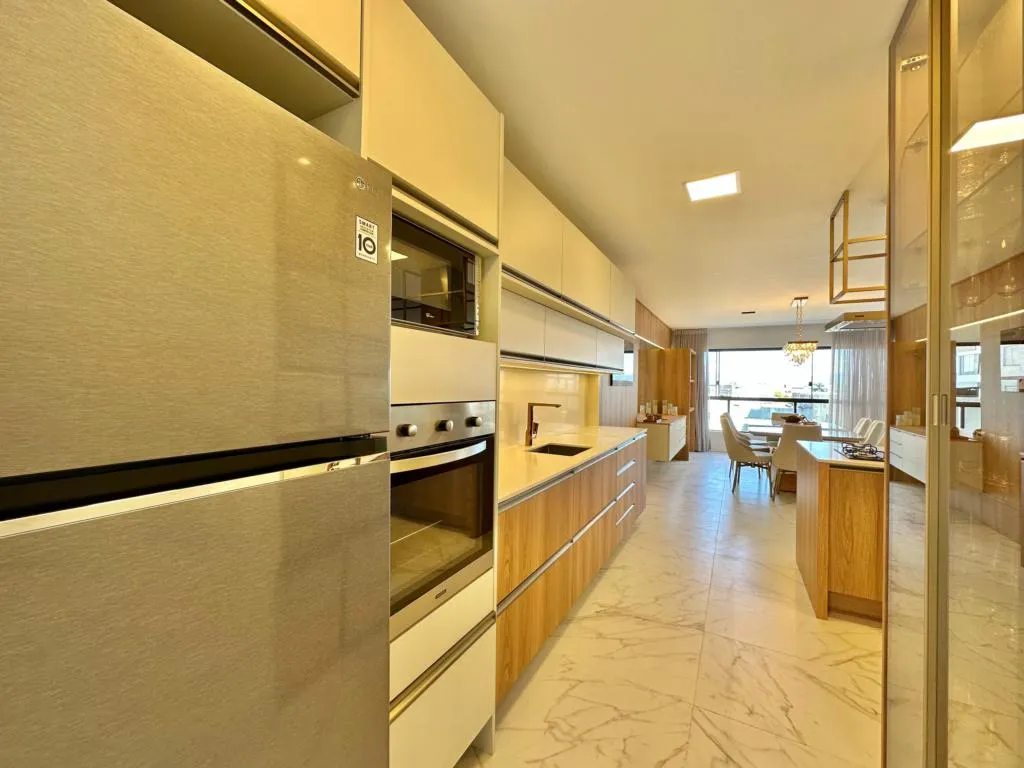 Imagem Apartamento 4 Dormitórios - Bairro Navegantes
