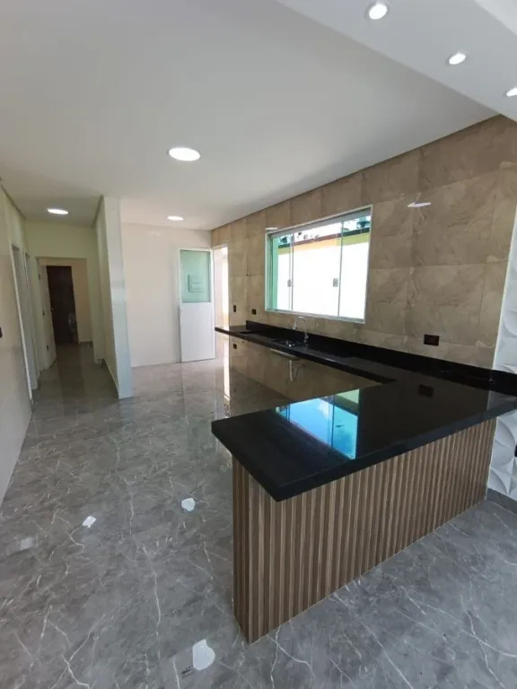 Imagem CASA COM 145,00 m² - MARACANÃ - PRAIA GRANDE SP