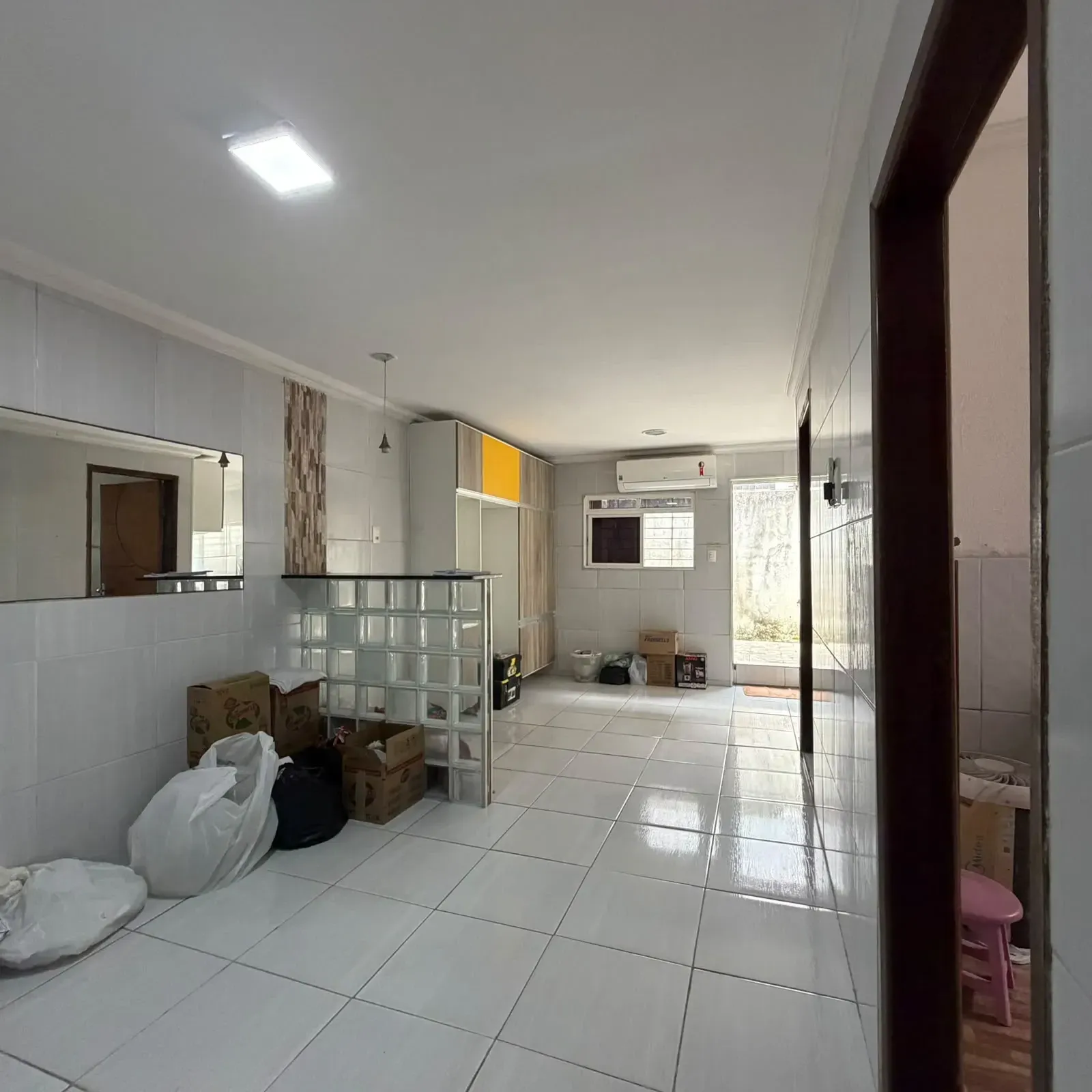 Imagem Casa com 3 Quartos à Venda, 198 m² em Iputinga - Recife