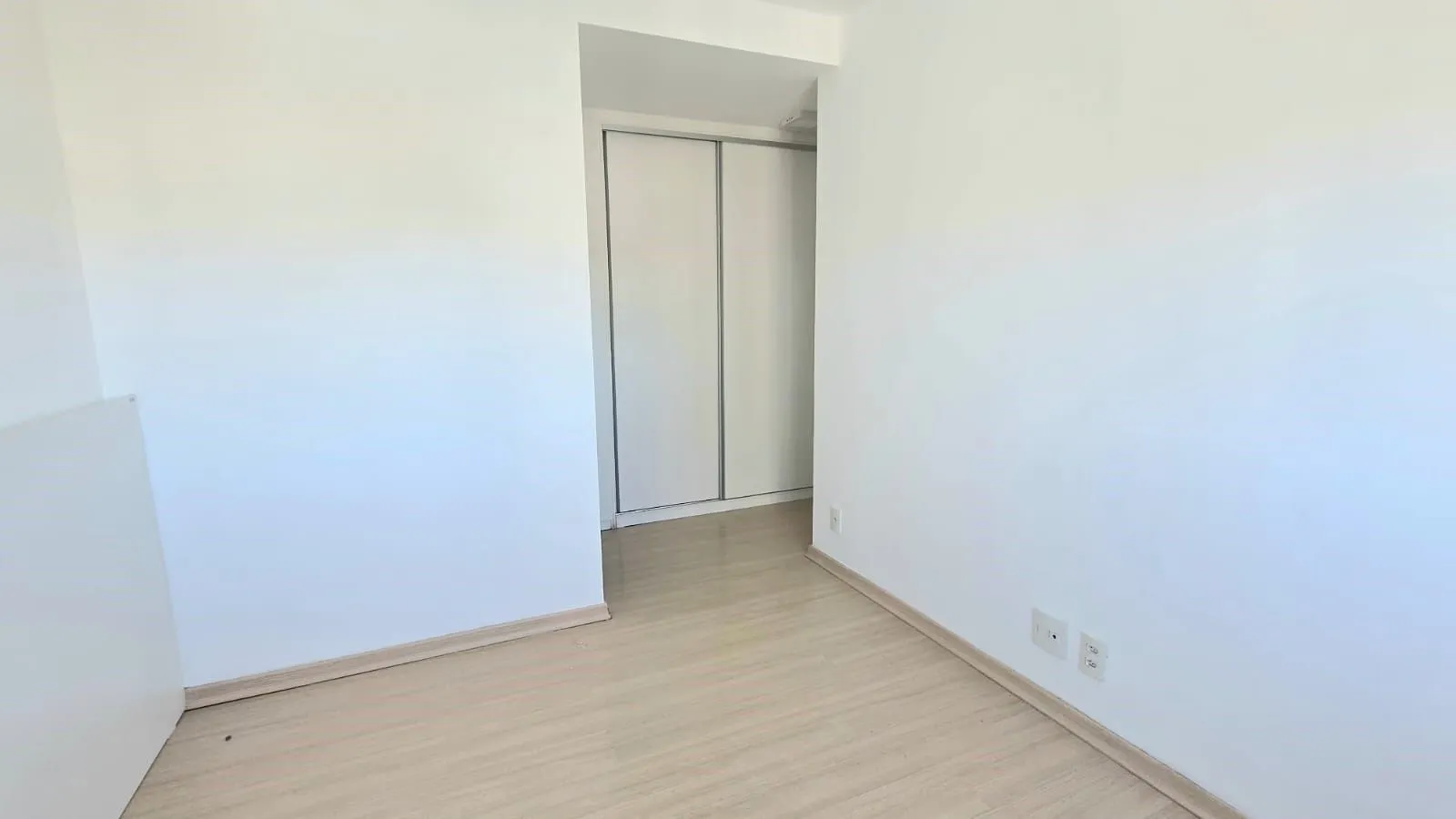 Imagem Apartamento, Venda , 124m2, 3 Dormitórios, Suite,Banheiro, Semimobiliado, Churrasqueira, 2 Vagas, Colégio La Salle, Santana, Poa/ Rs