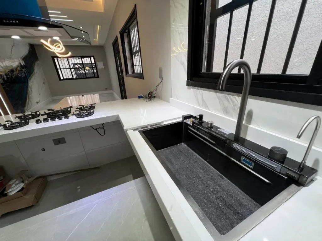 Imagem CASA COM 175,00 m² - AVIAÇÃO - PRAIA GRANDE SP