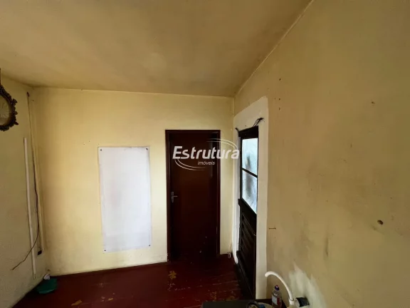 Imagem Amplo terreno com 3 residencias para moradia em Santa Maria - RS