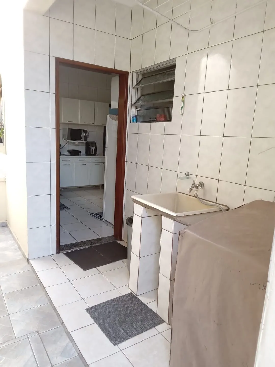 Foto do imóvel Sobrado à Venda no Bairro Maria Áurea, em Pindamonhangaba, Próximo ao Centro e à Avenida Principal