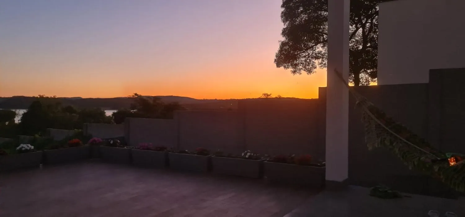 Imagem Vendo chácara de alto padrão em Carmo do Cajuru/MG com 1.300 m² de terreno