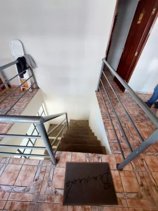 Imagem Imóvel à Venda em Boituva: Sobrado com Galpão Comercial