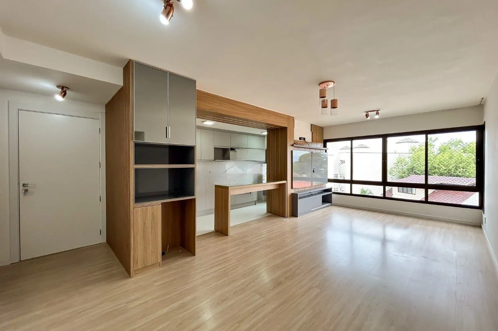 Imagem Apartamento no bairro Ipanema, 3 dormitórios - 1 suíte - 2 vagas