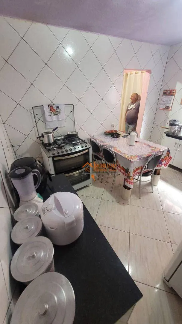Imagem Sobrado com 4 dormitórios à venda, 154 m² por R$ 550.000,00 - Parque Continental - Guarulhos/SP