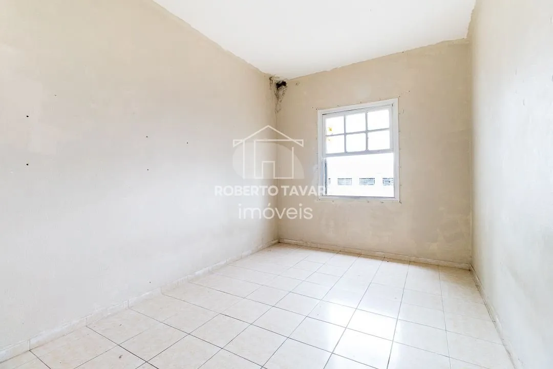 Imagem Prédio Bom Retiro - Com 2 andares, 4 aptos. de 90m² cada, 700 m² de área útil total, Loja no térreo com 300m².
