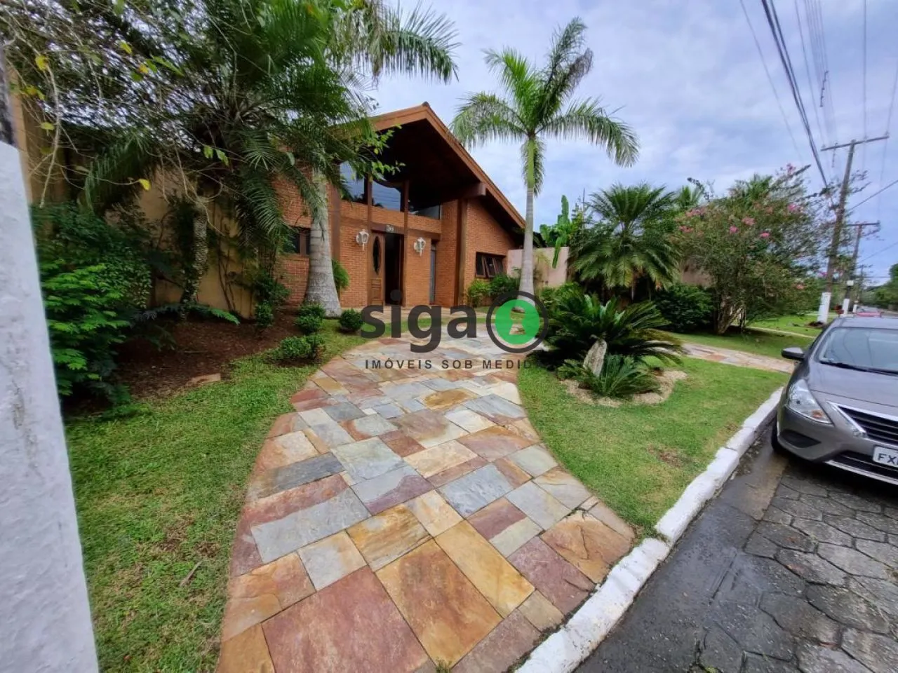 Imagem Casa a Venda em Condomínio Jardim Acapulco 5 quartos