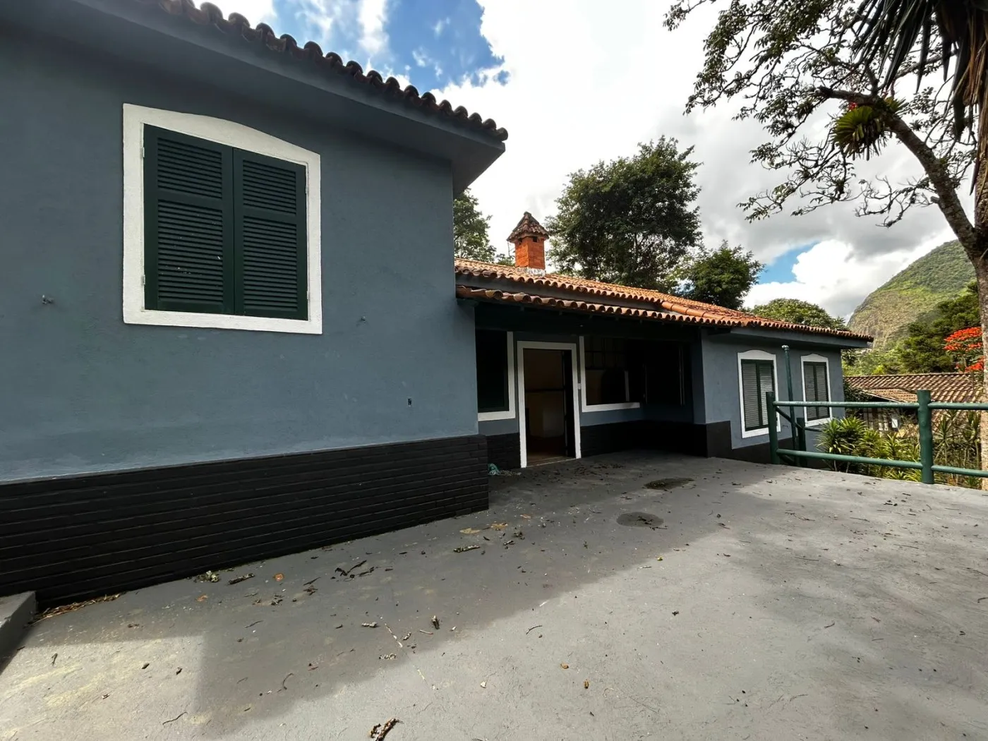 Imagem Casa para Venda em Petrópolis / RJ no bairro Fazenda Inglesa