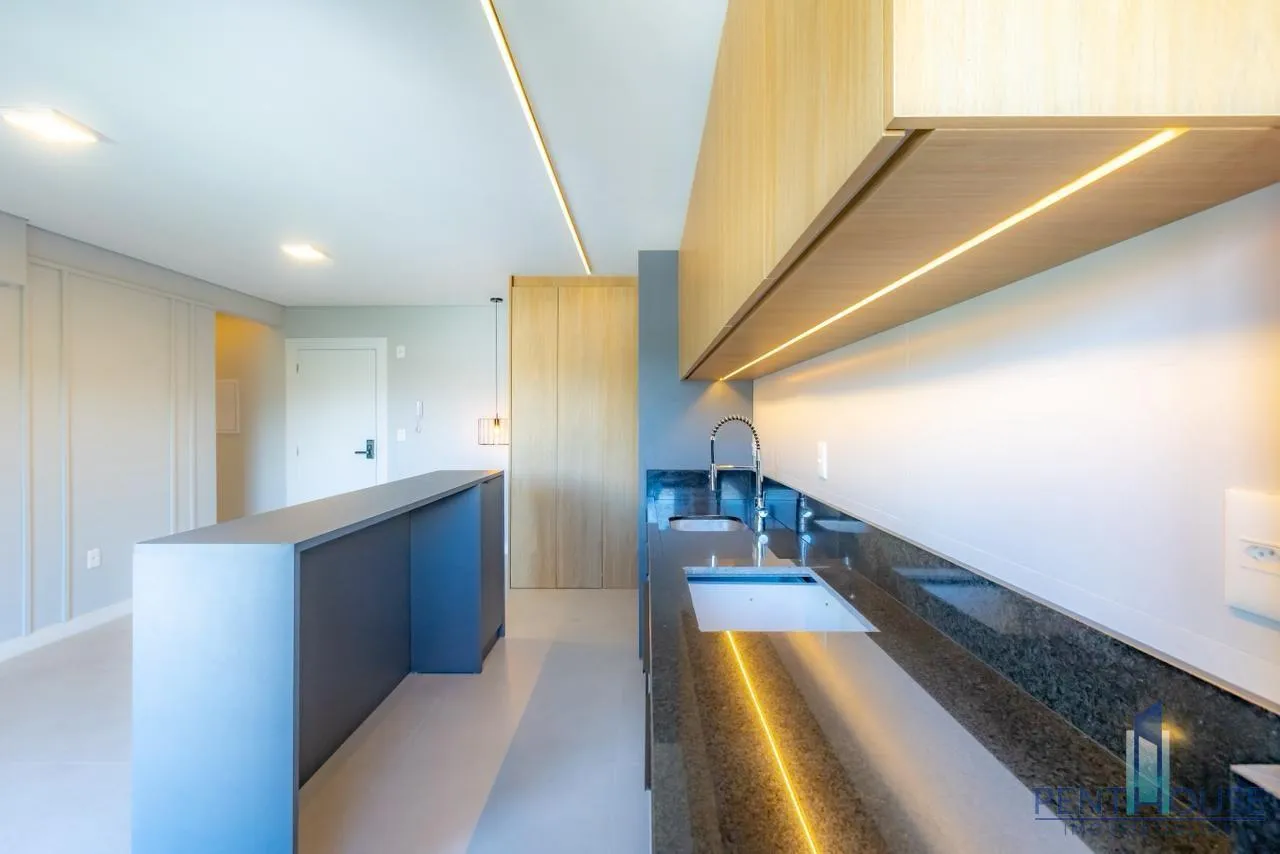 Imagem Apartamento Zona Central para Venda em Balneário Camboriú, Praia dos Amores, 2 dormitórios, 2 suítes, 2 banheiros, 2 vagas