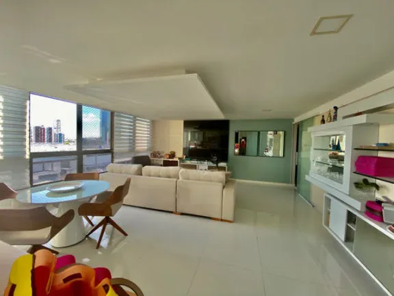 Imagem Apartamento com 3 Quartos à Venda, 140 m² em Boa Viagem - Recife