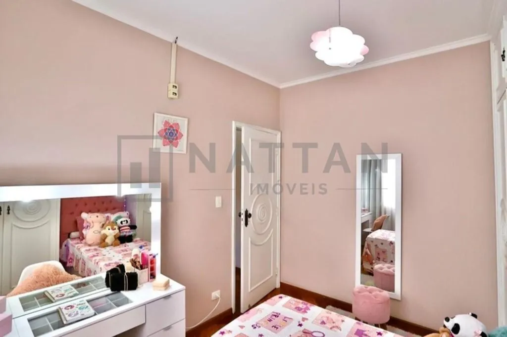 Imagem Sobrado à venda no Anália Franco com 320 m², 3 dormitórios e escritório independente
