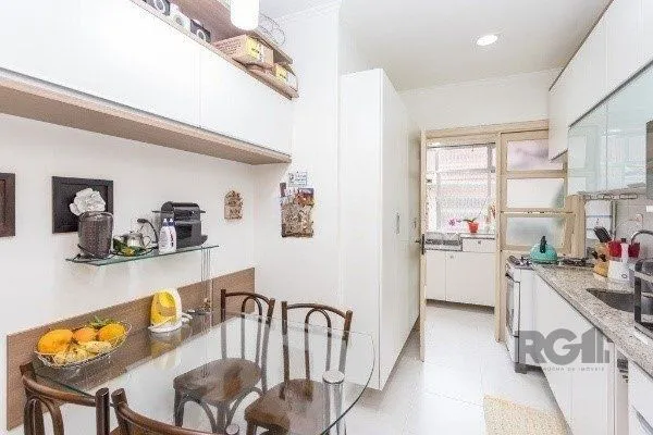 Imagem Vende-se cobertura com 4 quartos (2 suítes), 154m² e 1 vaga - Moinhos de Vento