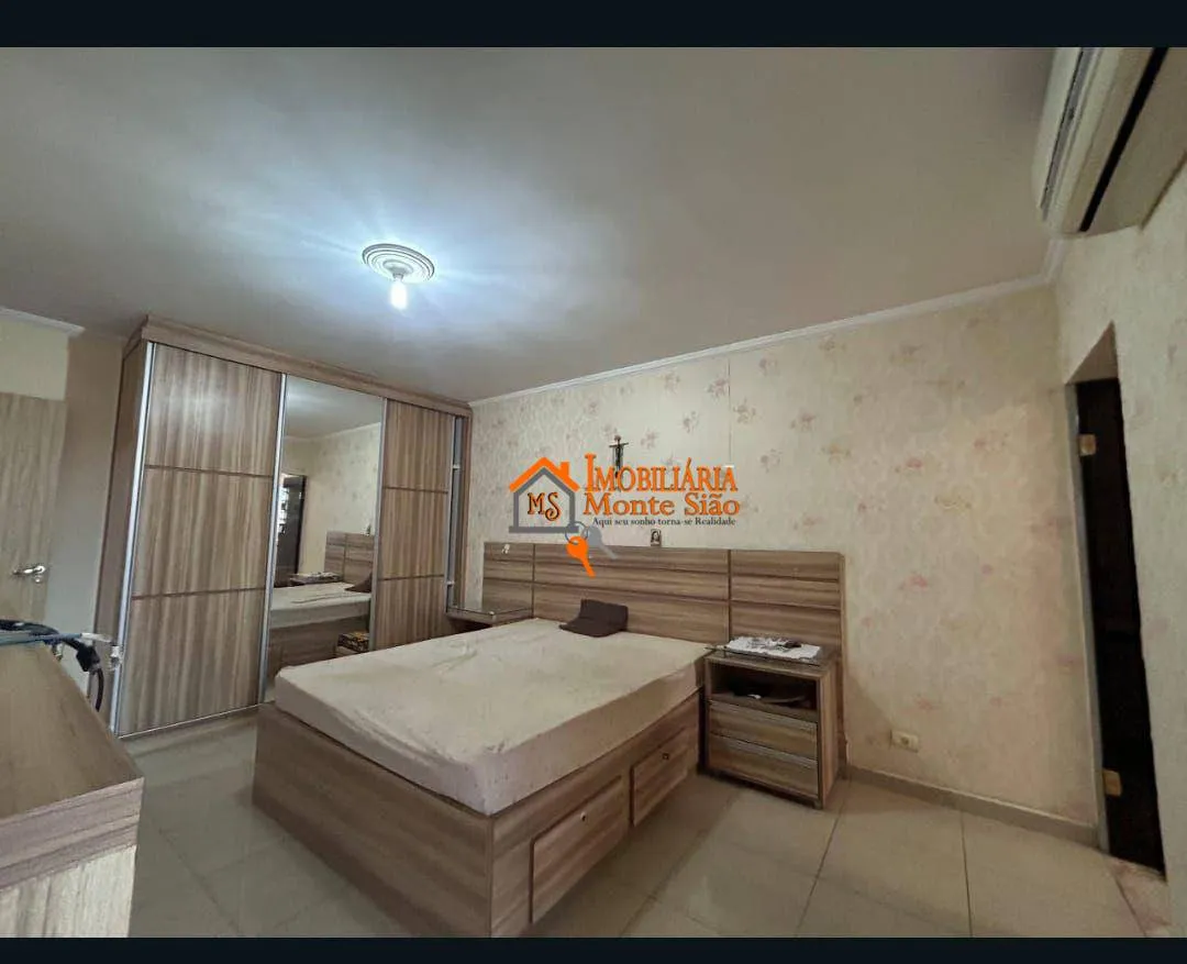 Imagem Sobrado à venda, 390 m² por R$ 1.006.899,00 - Jardim Jovaia - Guarulhos/SP