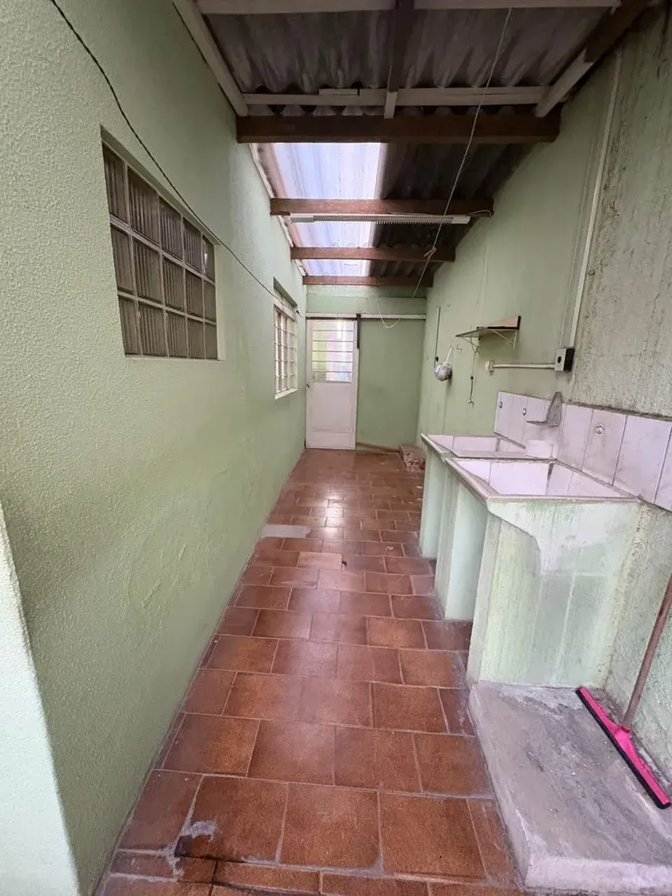 Foto do imóvel: Casa com 2 Quartos à Venda, 187 m² em Centro