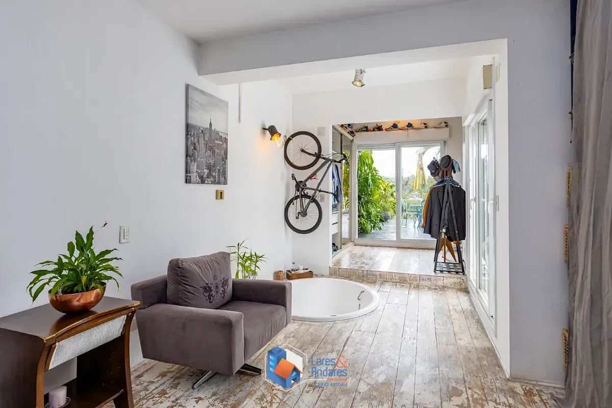 Imagem Casa para venda em Brooklin com 3 quartos, sendo 3 suítes, 540m²
