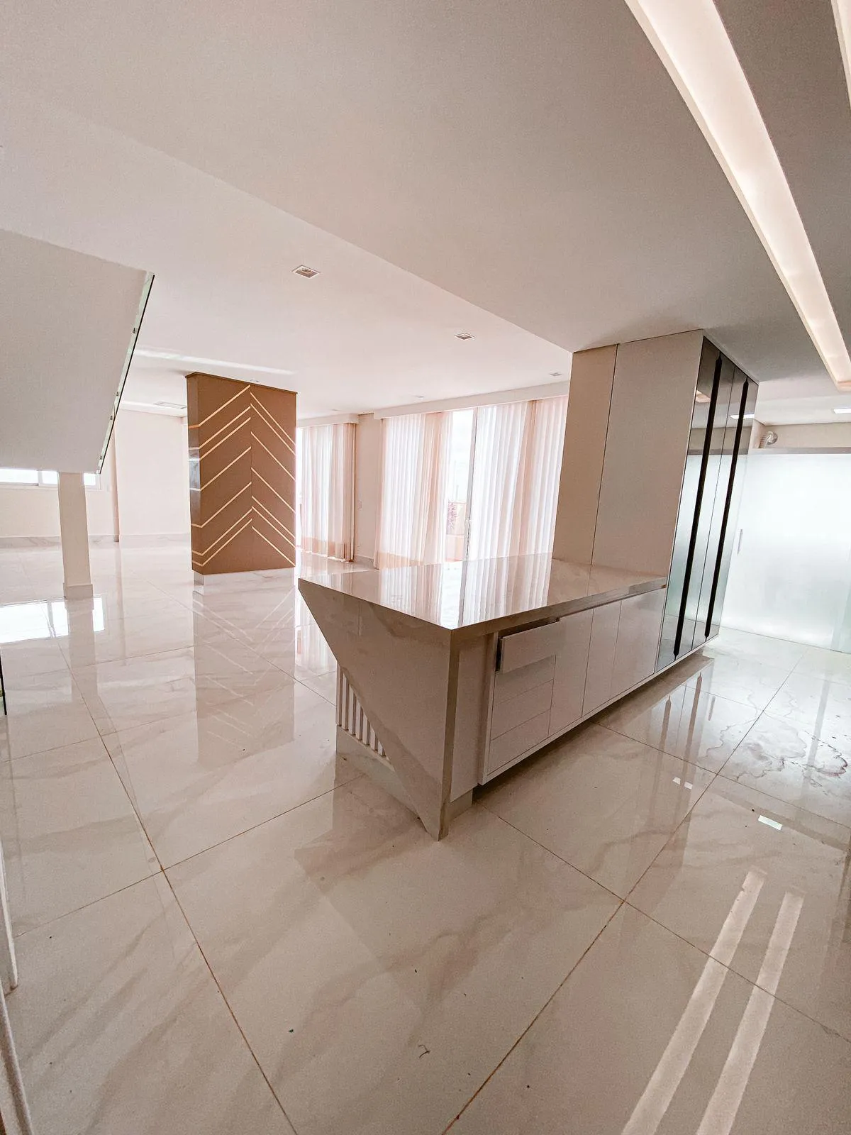 Imagem Cobertura à venda em Franca, Vila Santos Dumont, com 5 quartos, 280m2