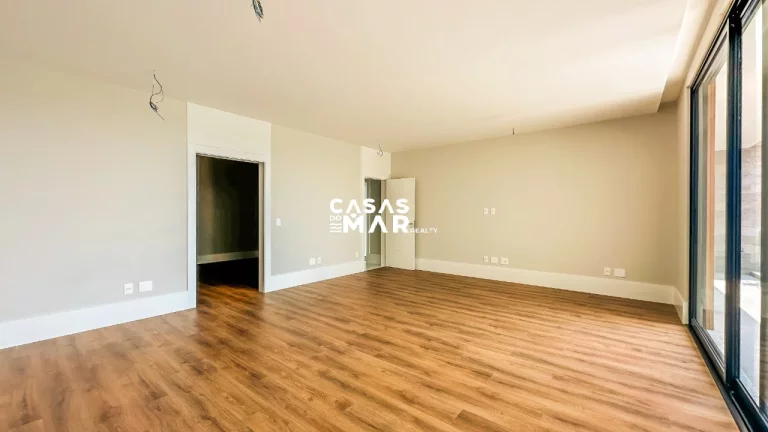 Imagem Magnífico Triplex Novíssimo no Condomínio Del Lago: Luxo, Conforto e Sofisticação em 860m²