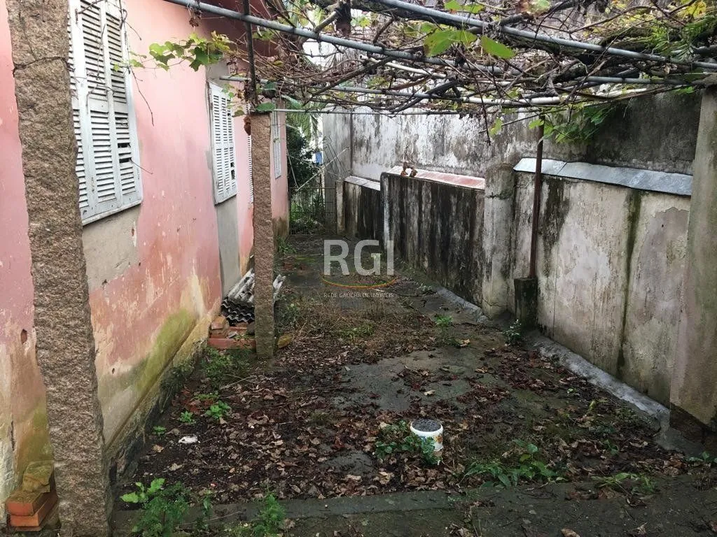 Imagem Terreno para Venda - 302m², 0 dormitórios, Medianeira