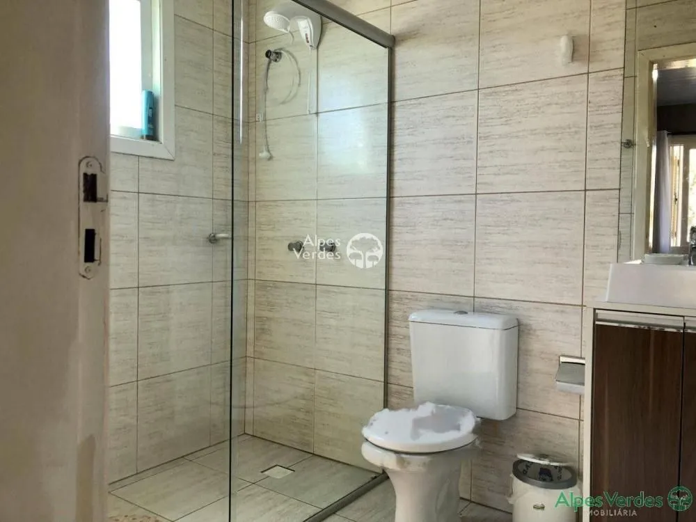 Imagem Vende-se uma linda casa na Várzea Grande - Gramado
