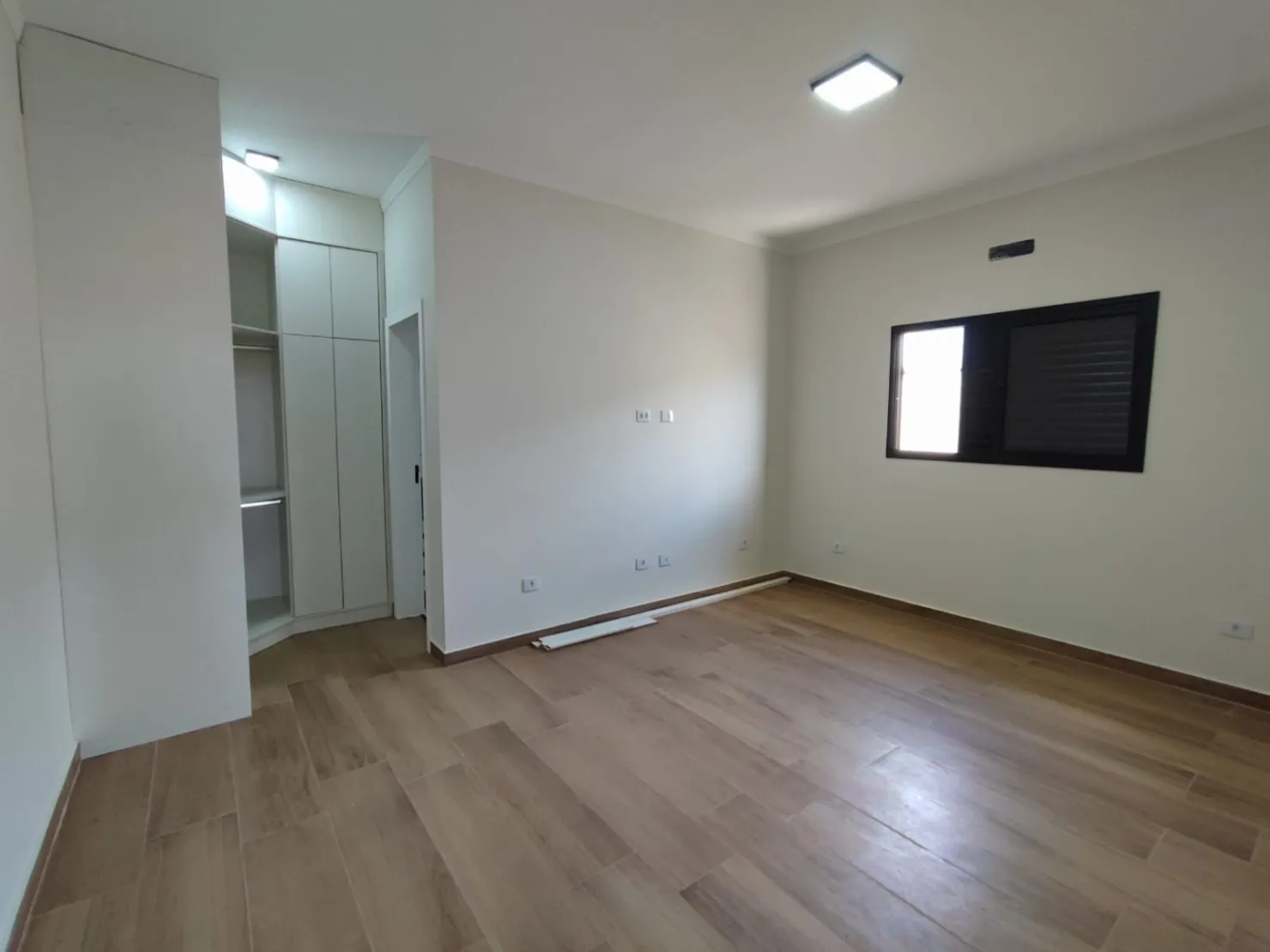 Imagem Casa padrão à Venda, Residencial Maricá, Pindamonhangaba, SP