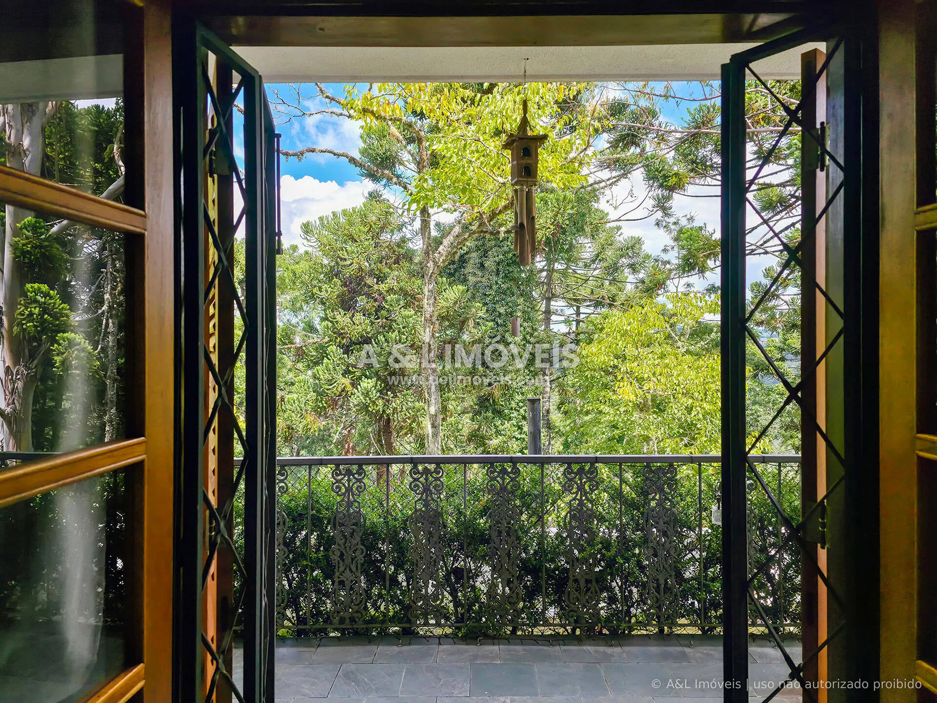 Imagem Apartamento à venda Vila Real Campos do Jordão | Suíte c/ Varanda