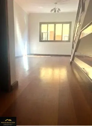 Imagem Casa em Condomínio na Vila Gomes com 2 Dormitórios e 2 Vagas de Garagem - Perto da USP Butantã