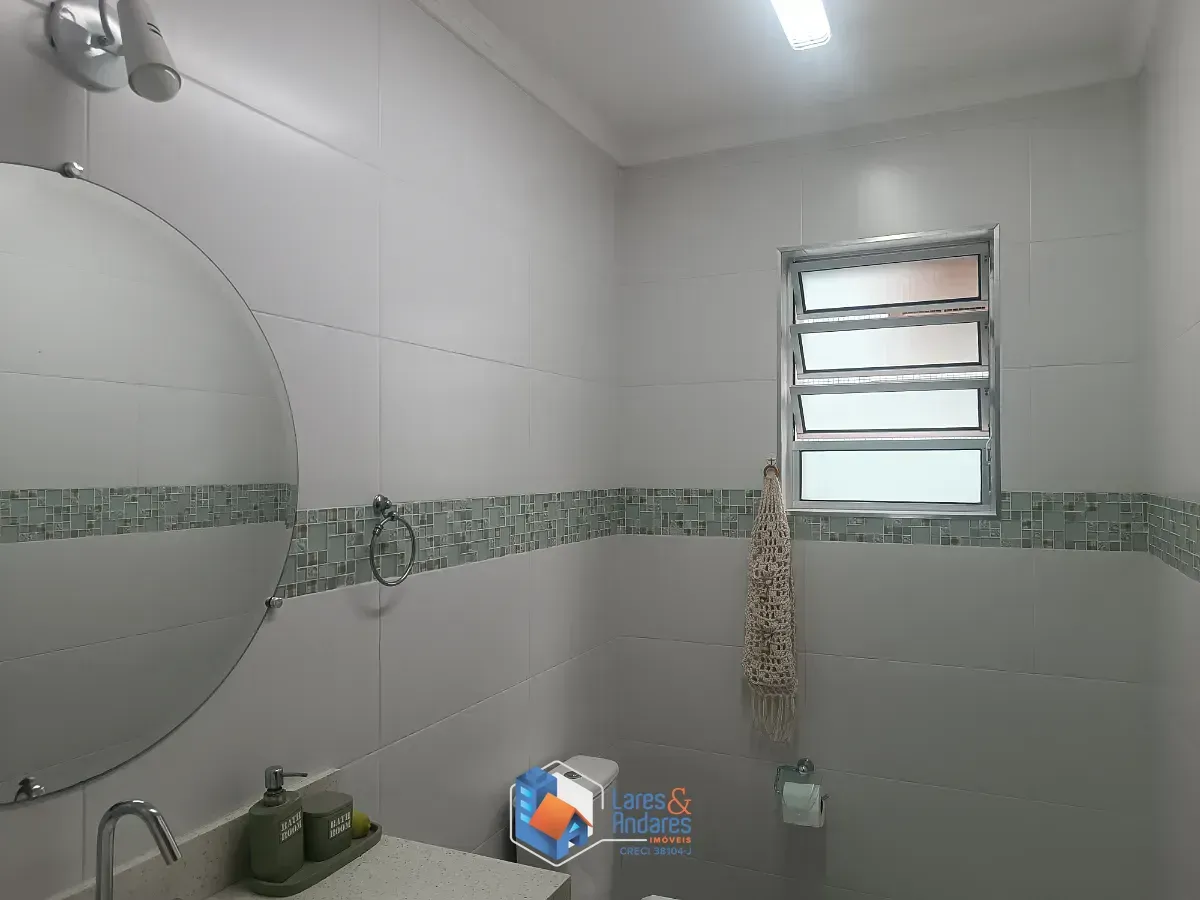 Imagem Sobrado para venda em Vila Basileia com 4 quartos, sendo 3 suítes, 240m²