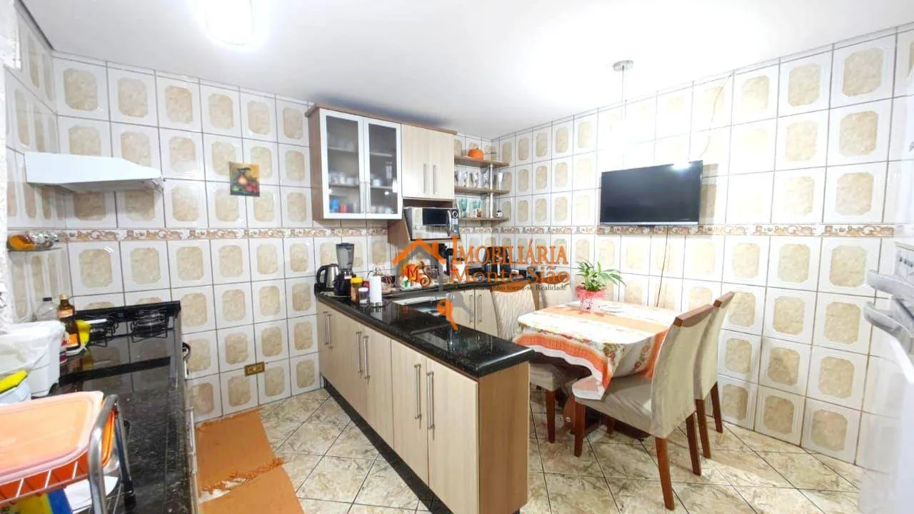 Imagem Sobrado com 4 dormitórios à venda, 300 m² por R$ 650.000,00 - Cidade Jardim Cumbica - Guarulhos/SP